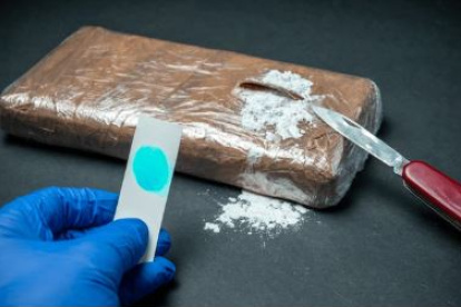 Referencia. La Policía Nacional ejecutó varios operativos en Quito para desarticular puntos de microtráfico y detener a los implicados.