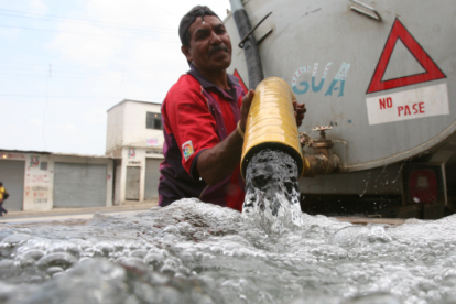 Algunas personas buscarán abastecerse de otras formas para evitar la ausencia del agua potable.