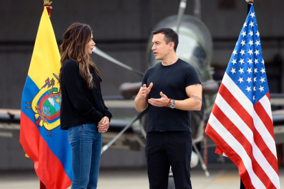 La Secretaria de Estado de Estados Unidos visitó Manta y Salinas.