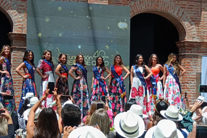 Las candidatas Reina de Quito se presentaron este 6 de noviembre de 2025 en el Centro Cultural Metropolitano.