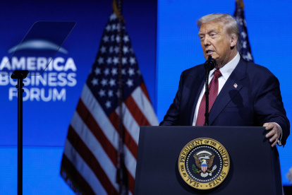 El presidente de Estados Unidos, Donald Trump, interviene en la edición inaugural del America Business Forum, celebrada en Miami, Florida, EE.UU.