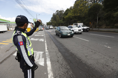 Este 6 de noviembre de 2025 se realizó un operativo en la av. Simón Bolívar y Autopista General Rumiñahui.
