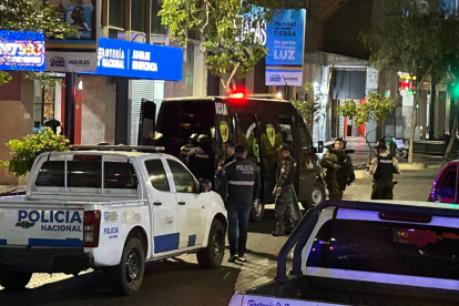 Personal del GIR llegó al sitio y realizó una explosión controlada.