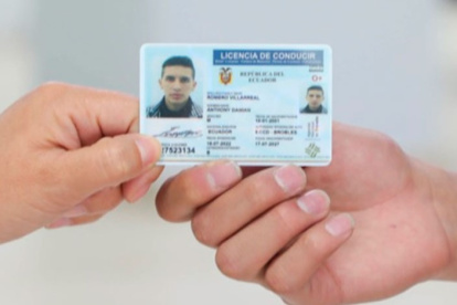 La Agencia Nacional de Tránsito (ANT) de Ecuador emite 11 tipos de licencias de conducir.