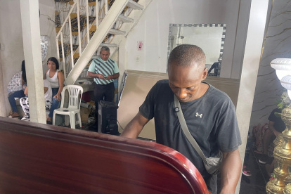 Ismael Nazareno padre de Miguel en su casa de Socio Vivienda 2.