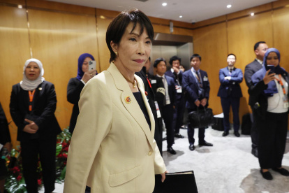 La primera ministra de Japón, Sanae Takaichi, asiste a la inauguración de la Cumbre de la Asociación de Naciones del Sudeste Asiático (ASEAN) en el Centro de Convenciones de Kuala Lumpur (KLCC) en Kuala Lumpur, Malasia, el 26 de octubre de 2025.