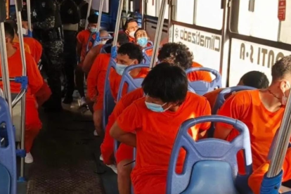 Reos fueron trasladados a la cárcel de El Encuentro en Santa Elena.