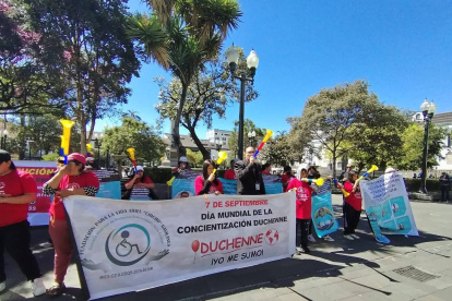 Padres de pacientes con distrofia muscular de Duchenne exigen la entrega urgente del medicamento Translarna.