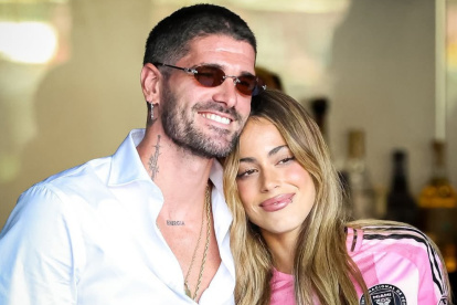 Tini Stoessel y Rodrigo De Paul.