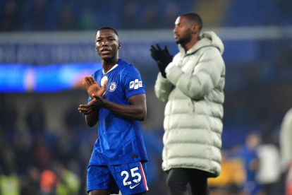 Moisés Caicedo es uno de las máximas figuras de la Premier League en la temporada 2025-2026.