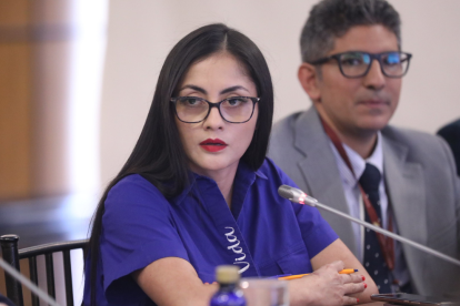 Viviana Veloz, asambleísta de la Revolución Ciudadana, dijo que no es tiempo para hablar de candidatos a la Constituyente.