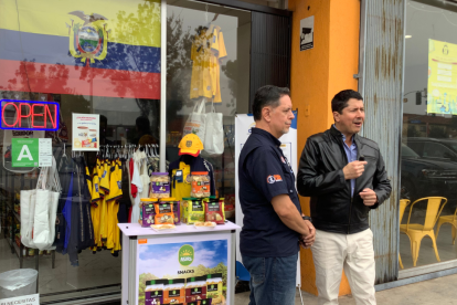 La comunidad ecuatoriana en California mantiene vivo su vínculo con el país a través del voto en la Consulta Popular.