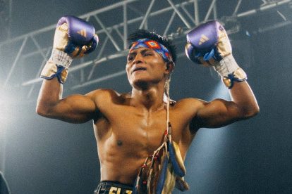 Zurdito Tzamarenda y su festejo tras derrotar a Andrés Peñalosa.