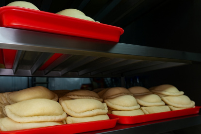 Empanadas caducadas eran procesadas en una planta en Durán.