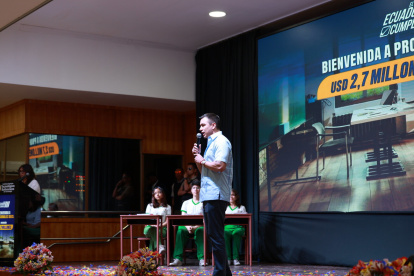 El presidente Daniel Noboa fue el principal portavoz del traslado de presos a la cárcel del Encuentro.