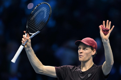 Sinner superó sin complicaciones a Alexander Zverev en la Nitto ATP Finals de Turín.