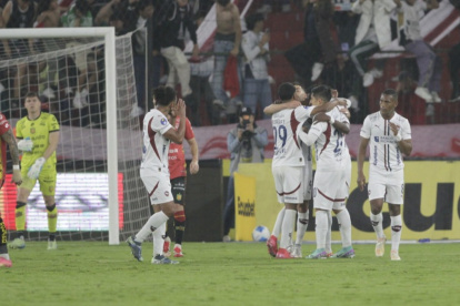 Liga de Quito eliminó a Deportivo Cuenca y avanzó a las semifinales de Copa Ecuador.
