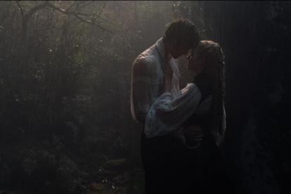 Frame del tráiler de Cumbres Borracosas.