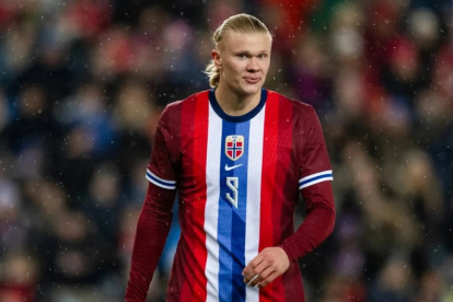 Erling Haaland marcó un doblete en la victoria de Noruega (4-1) ante Estonia y pone a Noruega cerca del mundial.