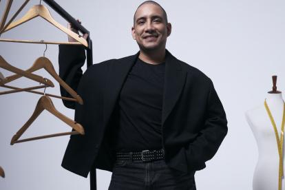 Israel Plaza, estilista de moda.