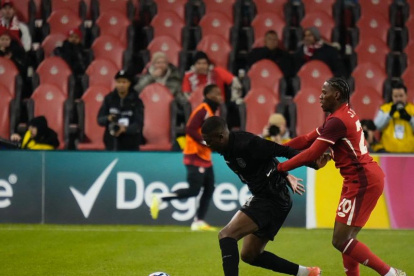 Joel Ordóñez estuvo presente ante Canadá.