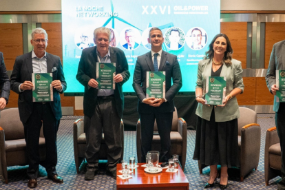 José Gabela, Roberto Aspiazu, Hassan Becdach, Stevie Gamboa, Silvana Pastor y Pablo León.