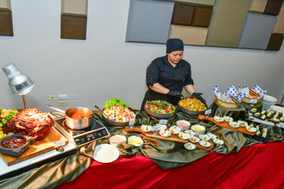 Con un evento, el Tryp by Wyndham Guayaquil inauguró las fiestas y cenas para celebrar desde noviembre Navidad y Fin de Año.