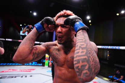 Michael Morales, peleador ecuatoriano de la UFC.