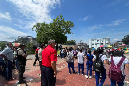 El Cuerpo de Bomberos acudió a atender la emergencia.