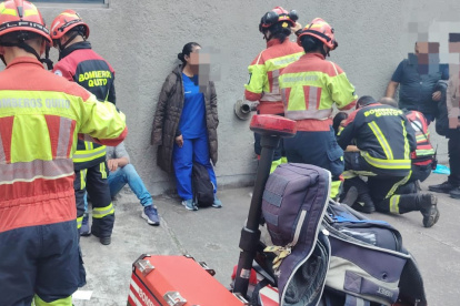 Ocho heridos dejó un accidente en el sector La Rumiñahui, norte de Quito, en la tarde de este domingo de votaciones.