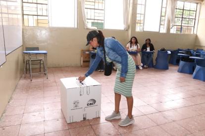 Guayaquil le dijo SÍ a la reducción de asambleístas.