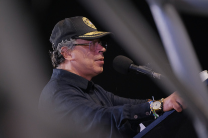 Petro aseguró que el porcentaje alcanzado por el NO evidencia la posibilidad de abrir “un diálogo nacional” en Ecuador para enfrentar a las mafias criminales.