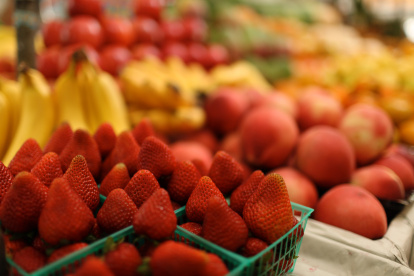 Las frutillas es una de las frutas que han subido de precio en los mercados de Guayaquil.