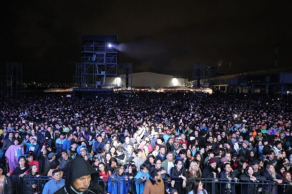 El Quitofest 2025 reunirá a miles de asistentes en el Parque Bicentenario durante sus tres días de música.
