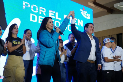 Luisa González y Andrés Arauz fueron binomio presidencial en 2023.