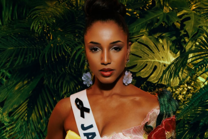 Miss Jamaica sufre un accidente en la preliminar del Miss Universe.