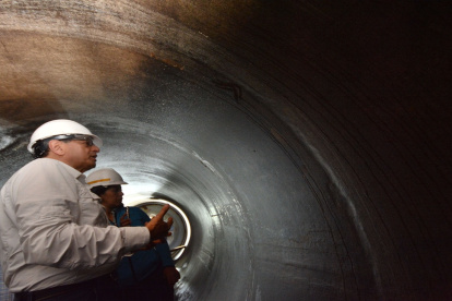 En los distribuidores de Coca Codo Sinclair se han identificado más de 17.000 fisuras.