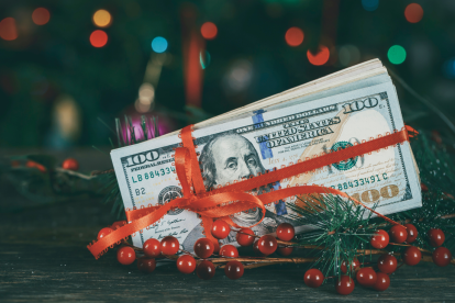 El bono navideño en Ecuador se calcula como la doceava parte de los ingresos anuales de los empleados formales.