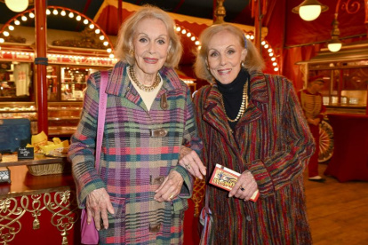 Las hermanas Kressler permanecen juntas desde el principio hasta el final de su vida.