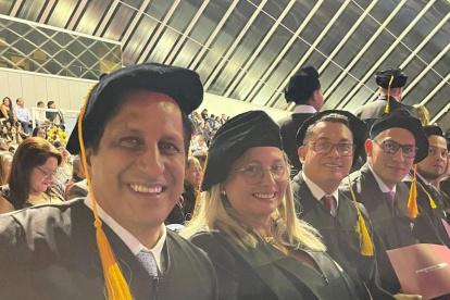 José Francisco Cevallos: del arco al aula, el histórico golero ya es Magíster.