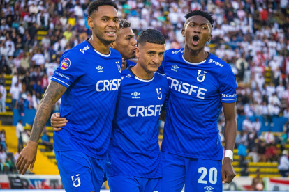 Universidad Católica recibirá a Libertad en el estadio Atahualpa.