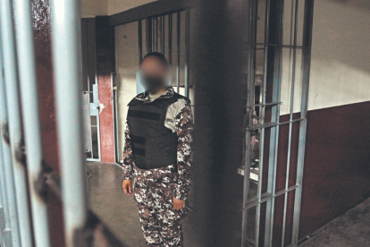 El Cuerpo de Seguridad y Vigilancia Penitenciaria se encargaba de las cárceles en el país, ahora esta tarea también se realiza con la Policía y las FF.AA.