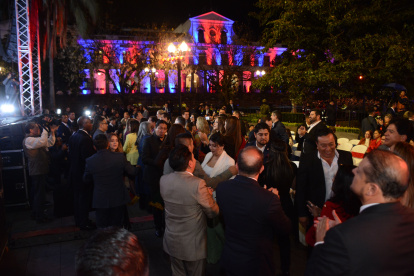 La Serenata Quiteña 2025 permanece en incertidumbre mientras el contrato para su organización continúa en revisión.