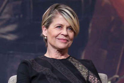 En Stranger Things, quinta temporada, Linda Hamilton interpreta a la Doctora Kay, una mujer con secretos y motivaciones ocultas.