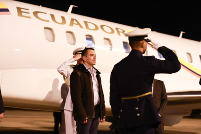 Para expertos en política, el presidente Daniel Noboa debe transparentar su agenda de su último viaje a Estados Unidos.