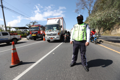 Los controles viales se realizan en la av. Simón Bolívar y en la Ruta Viva.