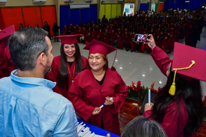 Fundación PDD graduó 2.000 estudiantes en capacitación gratuita.