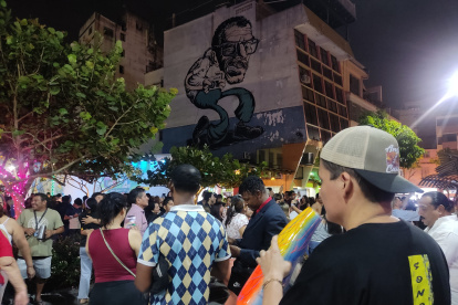 Más de 300 personas participaron, el 21 de noviembre, en la primera edición de "Baila la Calle", organizado por colectivos ciudadanos en Panamá e Imbabura.