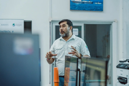 El nuevo presidente del Consejo de Gobierno, Carlos Ortega, fue director del Parque Nacional Galápagos.