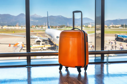 Usuarios aprovechan las rebajas de Black Friday para planear viajes en 2026.